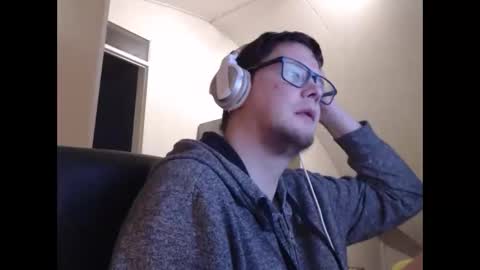 chillzonecam online show from October 2025 05:02:02 PM