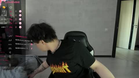 Miya online show from April 2026 01:35:01 PM