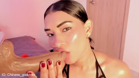 Snapshot of chinese_goddess chatting on June 2026 07:09:02 PM Schedule 7am to 2pm Col online show from June 2026 07:09:02 PM