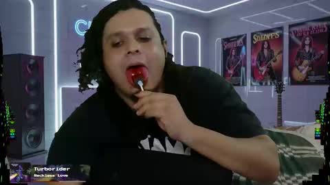 Enrique online show from October 2025 07:04:02 AM