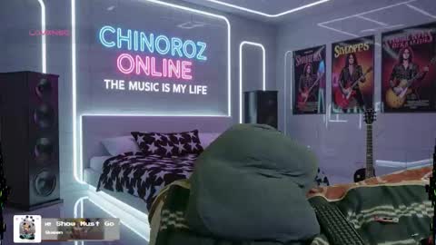 Enrique online show from October 2025 07:29:01 AM