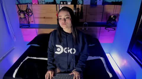 Chloeallennn  online show from April 2026 09:13:01 AM