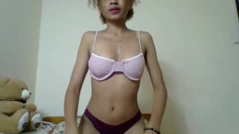 chloe9794 online show from November 2025 03:45:01 PM