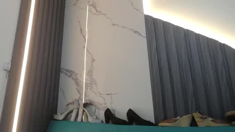 Chloe  online show from February 2026 01:09:02 PM