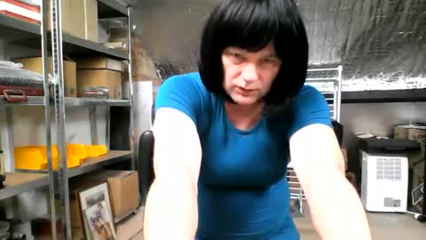 Chloe Alchemi online show from April 2026 12:21:01 PM