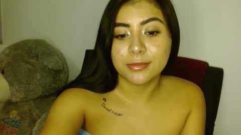 Snapshot of chloe_dolce chatting on October 2025 02:52:01 AM chloe_dolce online show from October 2025 02:52:01 AM