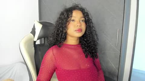 Snapshot of chloe_evans21 chatting on May 2026 04:56:02 PM chloe online show from May 2026 04:56:02 PM