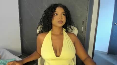 Snapshot of chloe_evans21 chatting on June 2026 07:38:02 PM chloe online show from June 2026 07:38:02 PM