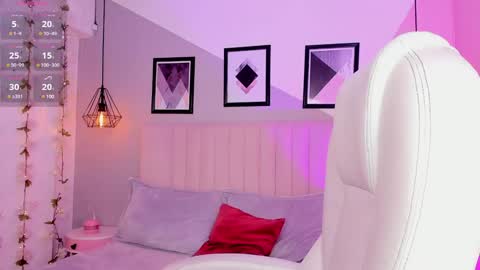 Chloe online show from February 2025 03:19:01 PM