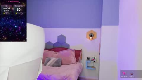 Chloe online show from March 2026 03:06:02 PM