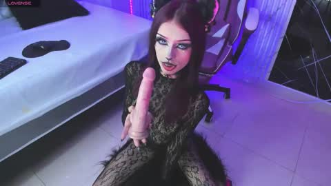 Snapshot of chloe_jacksonn chatting on October 2025 10:53:02 PM chloe_jacksonn online show from October 2025 10:53:02 PM