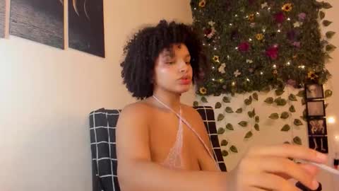 chloe_kisses online show from October 2025 11:33:02 AM