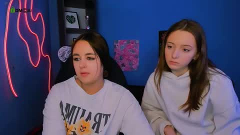 Snapshot of chloe_ley chatting on March 2026 12:11:01 PM chloe_ley online show from March 2026 12:11:01 PM