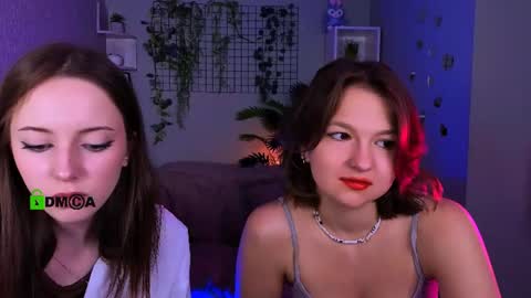 chloe_ley online show from June 2026 07:05:01 PM
