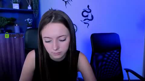 chloe_ley online show from July 2026 09:03:02 AM