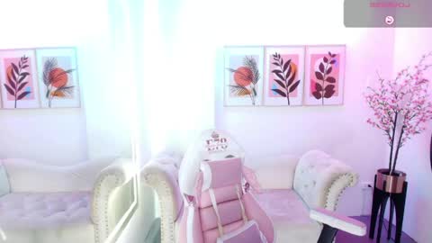 Snapshot of chloe_meoww chatting on April 2026 12:14:02 PM Chloe online show from April 2026 12:14:02 PM