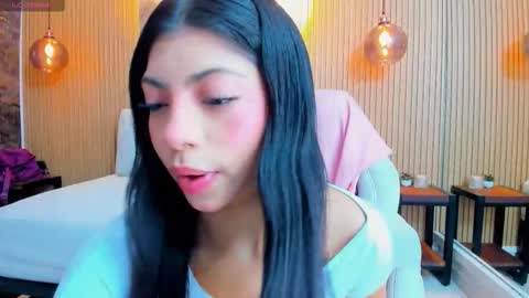  CHLOE  online show from November 2025 07:05:02 PM