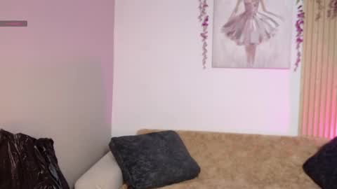 Snapshot of chloe_peach_ chatting on May 2026 12:02:01 PM chloe_peach_ online show from May 2026 12:02:01 PM