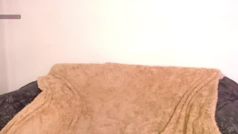 Snapshot of chloe_peach_ chatting on May 2026 12:01:01 PM chloe_peach_ online show from May 2026 12:01:01 PM