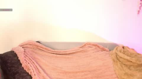 Snapshot of chloe_peach_ chatting on May 2026 12:10:02 PM chloe_peach_ online show from May 2026 12:10:02 PM