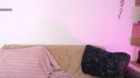 Snapshot of chloe_peach_ chatting on May 2026 12:03:02 PM chloe_peach_ online show from May 2026 12:03:02 PM