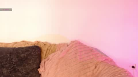 Snapshot of chloe_peach_ chatting on May 2026 12:35:01 PM chloe_peach_ online show from May 2026 12:35:01 PM