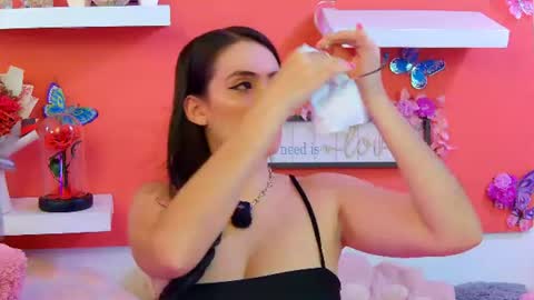 Snapshot of chloe_rem chatting on August 2026 03:16:01 AM . online show from August 2026 03:16:01 AM