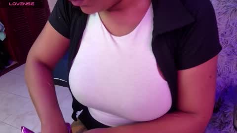 Snapshot of chloe_tgn chatting on September 2025 11:47:01 AM chloe_tgn online show from September 2025 11:47:01 AM