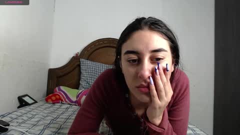 Snapshot of chloe_vahos chatting on December 2024 03:42:01 PM Chloe  online show from December 2024 03:42:01 PM