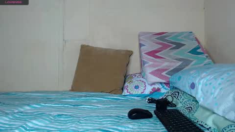 Snapshot of chloe_vahos chatting on January 2025 09:40:02 PM Chloe  online show from January 2025 09:40:02 PM