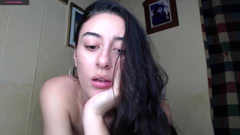 Snapshot of chloe_vahos chatting on February 2025 12:06:01 AM Chloe  online show from February 2025 12:06:01 AM