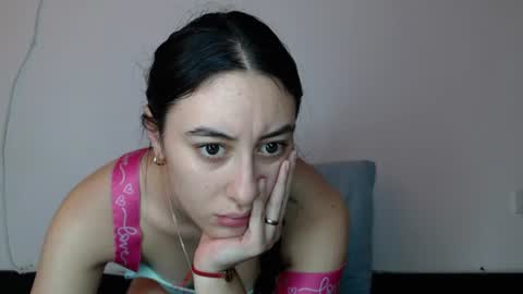 Snapshot of chloe_vahos chatting on June 2026 03:10:02 PM Chloe online show from June 2026 03:10:02 PM