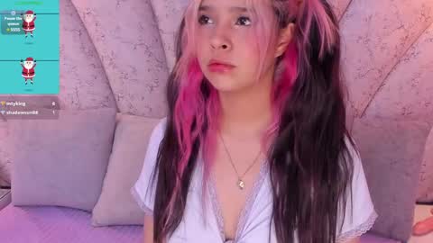 Snapshot of chloe_watson_ chatting on December 2024 11:16:01 PM online show from December 2024 11:16:01 PM