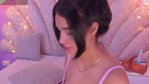 Snapshot of chloe_watson_ chatting on March 2025 11:58:02 PM online show from March 2025 11:58:02 PM