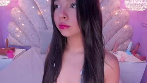 Snapshot of chloe_watson_ chatting on March 2025 04:00:02 PM online show from March 2025 04:00:02 PM