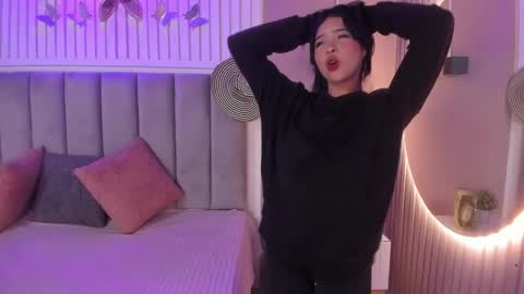 Snapshot of chloe_watson_ chatting on September 2025 03:30:02 AM online show from September 2025 03:30:02 AM