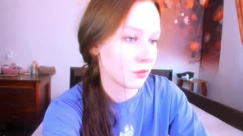 Snapshot of chloe_wifeys chatting on July 2026 04:50:02 PM Chloe online show from July 2026 04:50:02 PM