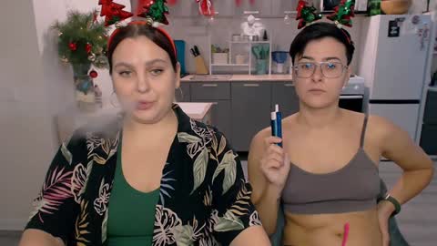 Eva and Sandra online show from December 2024 05:37:02 PM