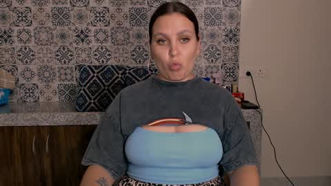 Eva and Sandra online show from February 2025 10:40:01 PM