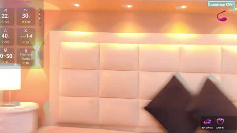 Snapshot of chloebrunnie chatting on May 2026 12:24:01 PM CHLOE online show from May 2026 12:24:01 PM