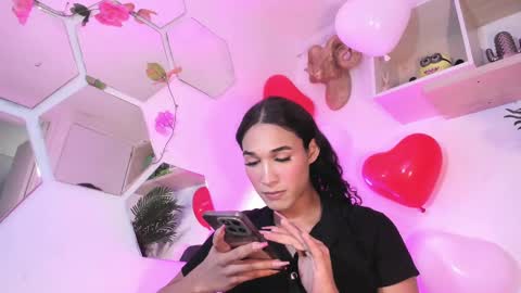 Snapshot of chloee_adams_ chatting on February 2025 08:22:01 PM Chloe online show from February 2025 08:22:01 PM