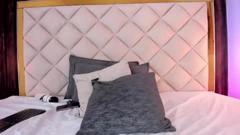 chloee_parkerr online show from June 2026 04:06:01 AM