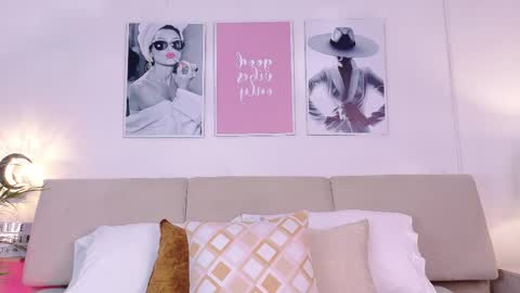 chloeferreira online show from April 2026 01:49:02 AM