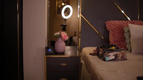 Snapshot of chloemin_ chatting on February 2026 08:44:02 AM chloemin_ online show from February 2026 08:44:02 AM