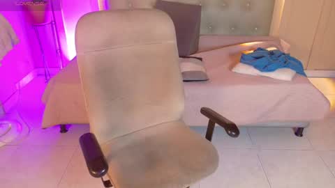 Chloe rosse online show from September 2025 12:34:01 AM