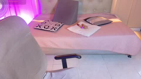 Chloe rosse online show from October 2025 01:22:01 AM