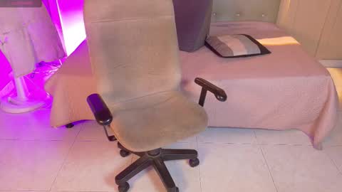 Chloe rosse online show from October 2025 01:15:02 AM