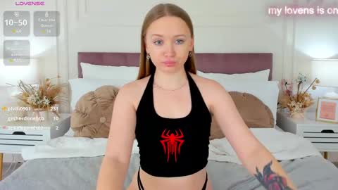 Snapshot of chloesug chatting on March 2025 01:37:02 AM Chloe online show from March 2025 01:37:02 AM