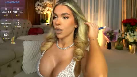 Chloe online show from February 2026 09:08:01 PM