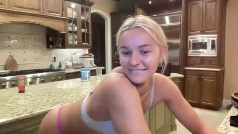Chloe Babe online show from February 2026 07:46:02 AM